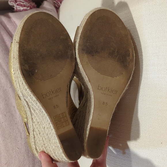 Botkier | gold espadrilles - Picture 6 of 9
